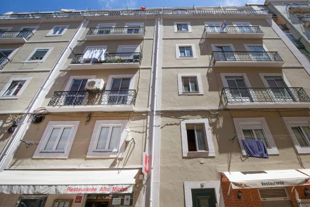Santa Marta Cozy Apt W/ Ac Lisboa Eksteriør bilde